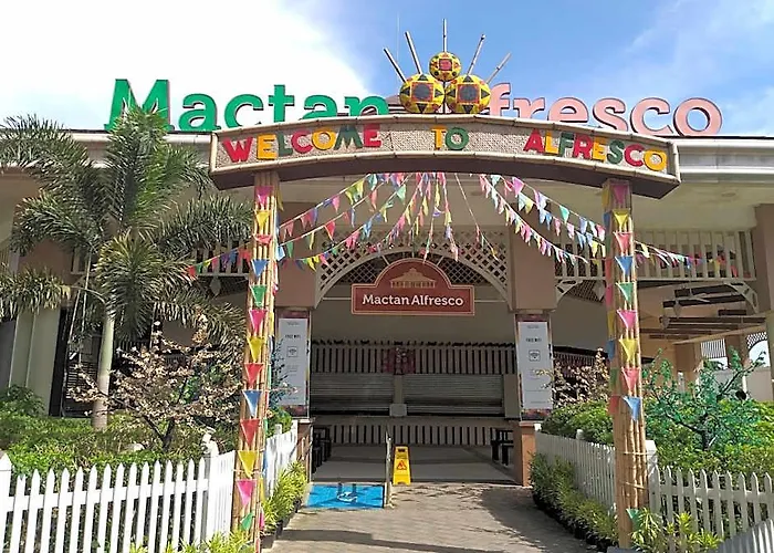 Mactan Newtown With Garden And Ocean View