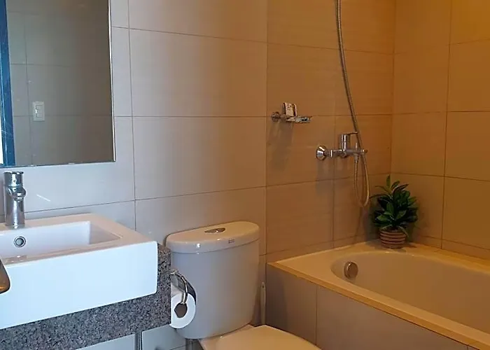 Mactan Newtown With Garden And Ocean View